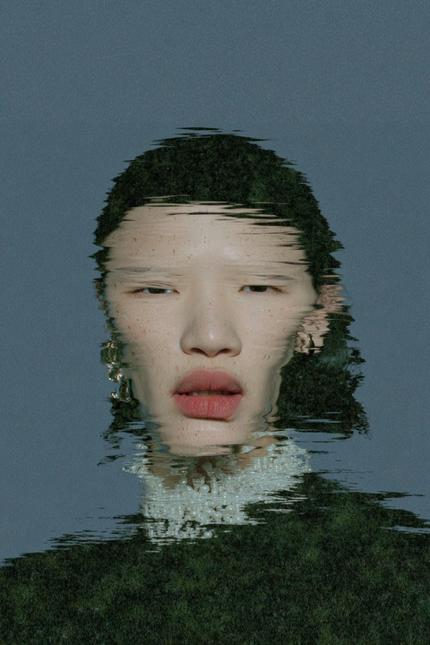 A face losing its solidity