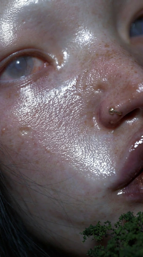 A close view of an iridescent face